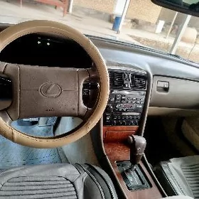 Lexus LS 400 1991