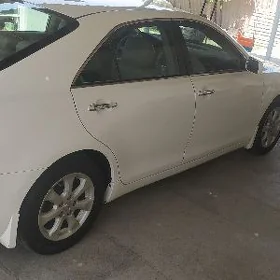 Toyota Camry 2011