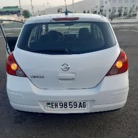 Nissan Versa 2009