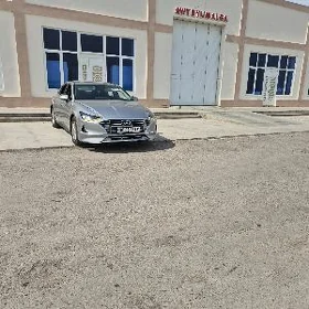 Hyundai Sonata 2022