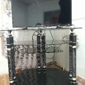 телевизор и подставка