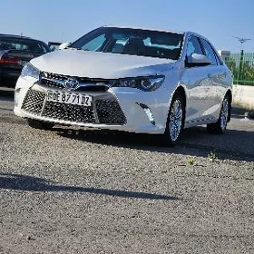 Toyota Camry 2015