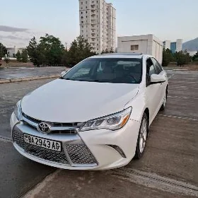 Toyota Camry 2017