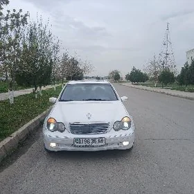 Mercedes-Benz C320 2000