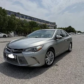 Toyota Camry 2015