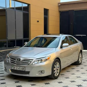 Toyota Camry 2010