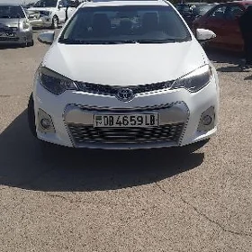 Toyota Corolla 2015