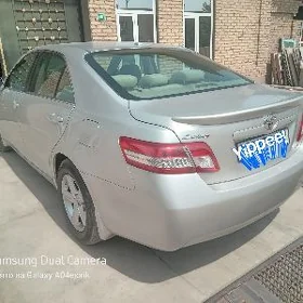 Toyota Camry 2010