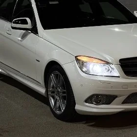 Mercedes-Benz C300 2008
