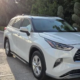 Toyota Highlander 2022