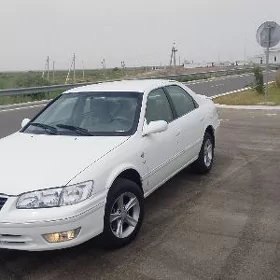 Toyota Camry 1997