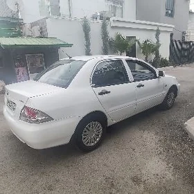 Mitsubishi Lancer 2010