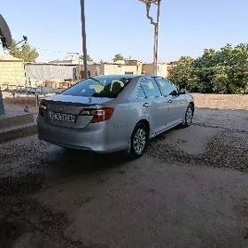 Toyota Camry 2012