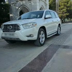 Toyota Highlander 2010
