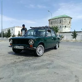 Lada 2104 1986