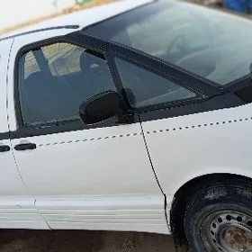 Toyota Previa 1991