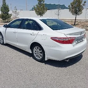 Toyota Camry 2017