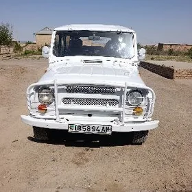 UAZ 469 2001