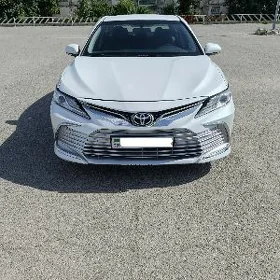 Toyota Camry 2022