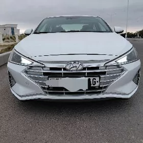 Hyundai Elantra 2019