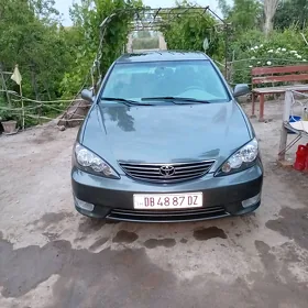 Toyota Camry 2005