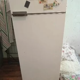 Холодильник б/у