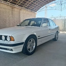 BMW 525 1990