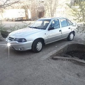Daewoo Nexia 2010