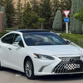 Lexus ES 350 2022