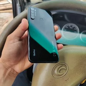 redmi not 8 (4/64)