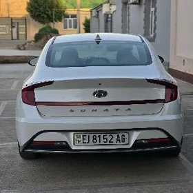Hyundai Sonata 2021