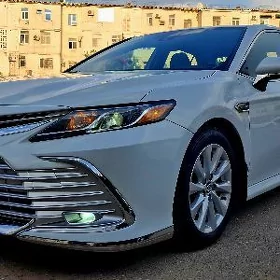 Toyota Camry 2018