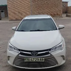 Toyota Camry 2016