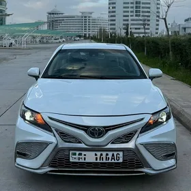Toyota Camry 2023