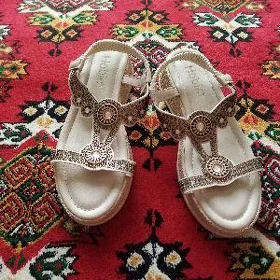 Басаножка женские