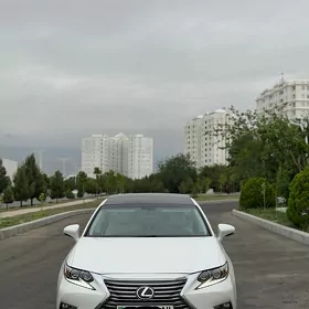 Lexus ES 350 2016
