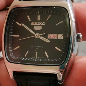 Sagat Часы Seiko.