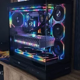 ULTRA 7/RX9070 16GB/64GB RAM