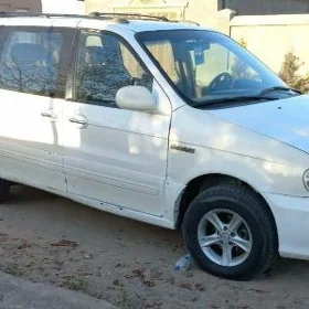 Kia Carnival 2002
