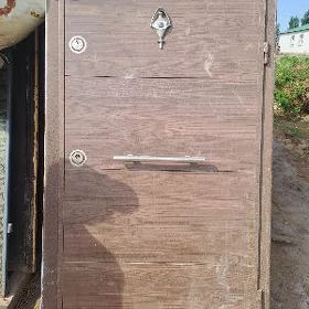 Gapylar içgi daşgy