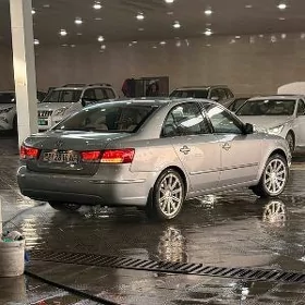 Hyundai Sonata 2008