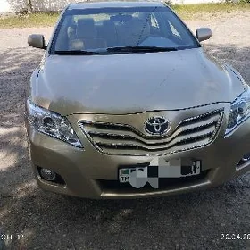 Toyota Camry 2011