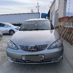 Toyota Camry 2005