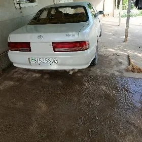 Toyota Cresta 1995