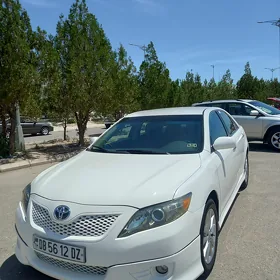 Toyota Camry 2010