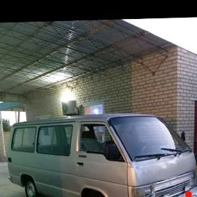 Toyota Hiace 1989
