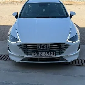 Hyundai Sonata 2020