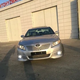 Toyota Camry 2010