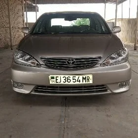 Toyota Camry 2003