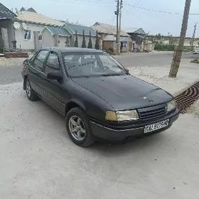 Opel Vectra 1990